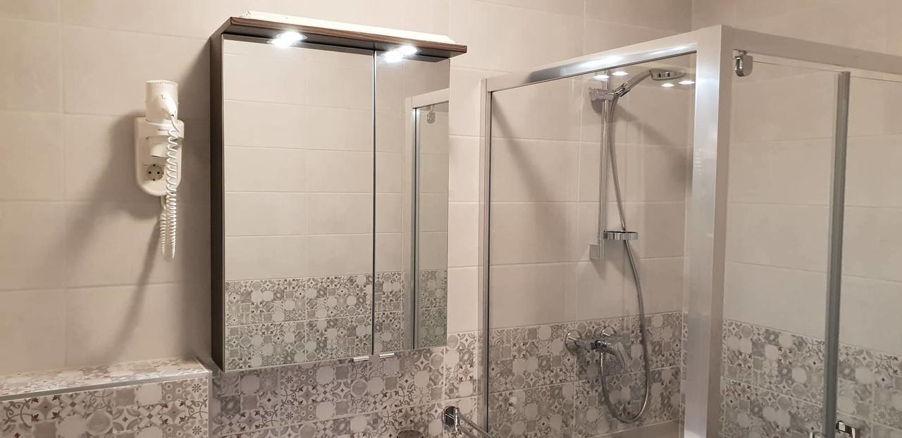 Sport Hotel Татабанья Экстерьер фото